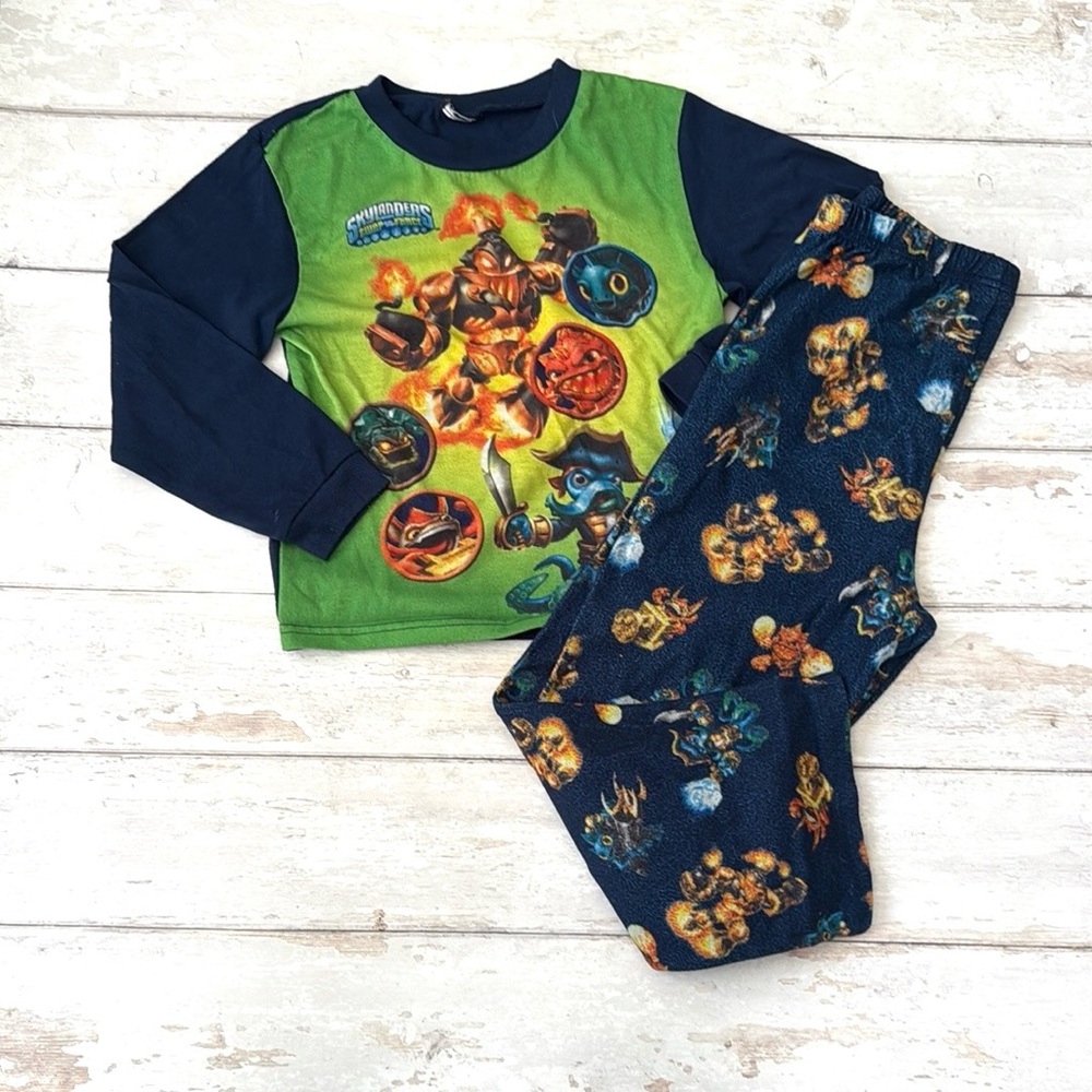 Skylanders Size 8 Boys Seap Force Pajamas Pjs Set Blue Green Long Sleeves Pants